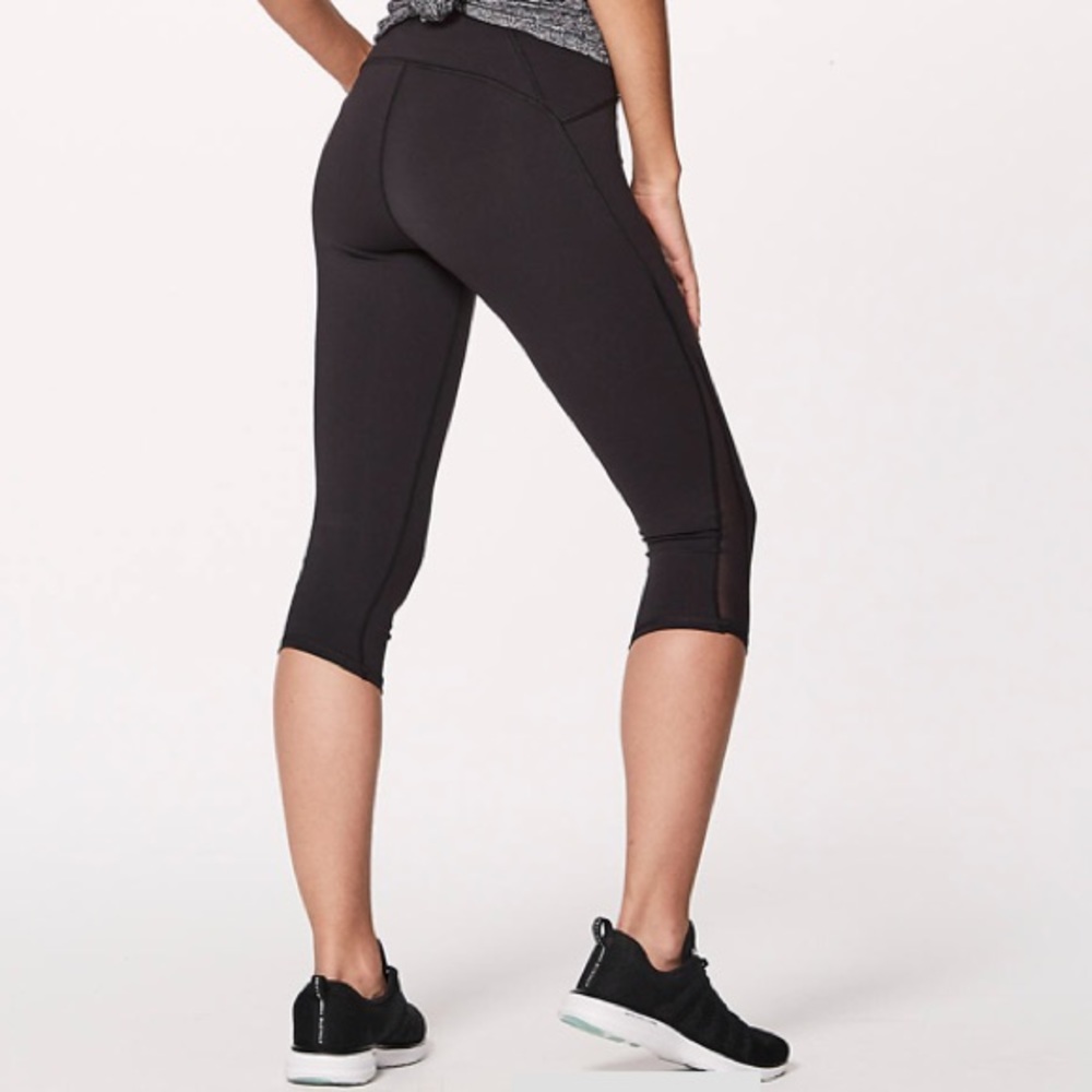 Lulu lemon Train Time Crop